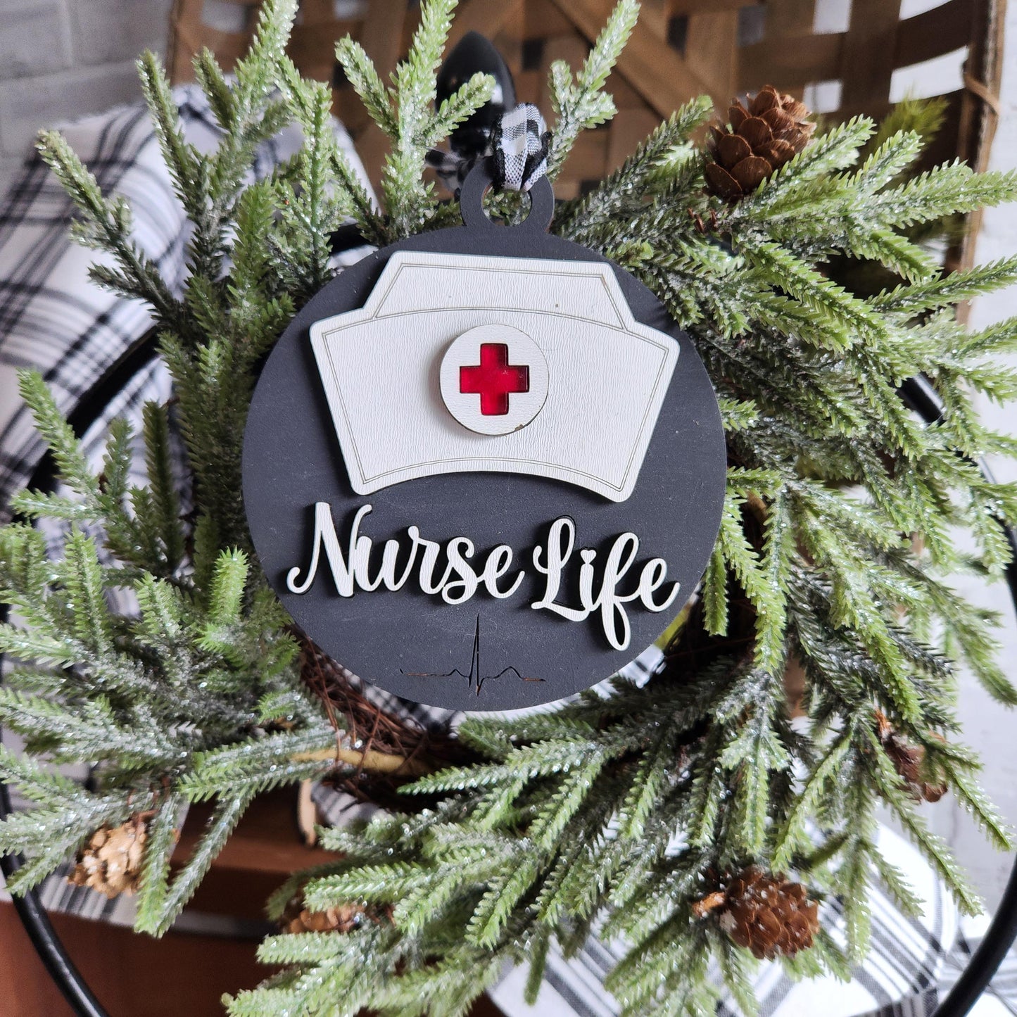 Nurse Life A4336N: 3D Ornaments