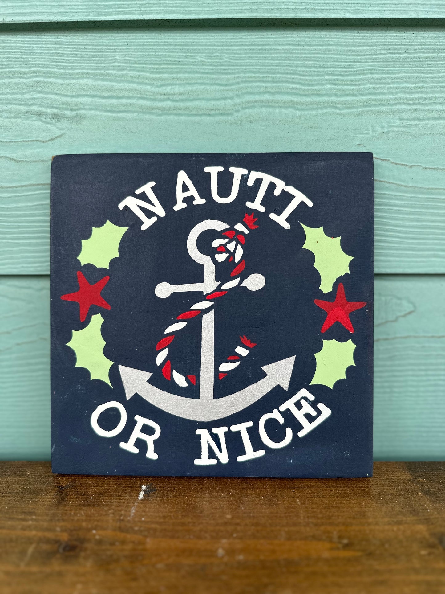 Nauti or Nice A5748: Square Design