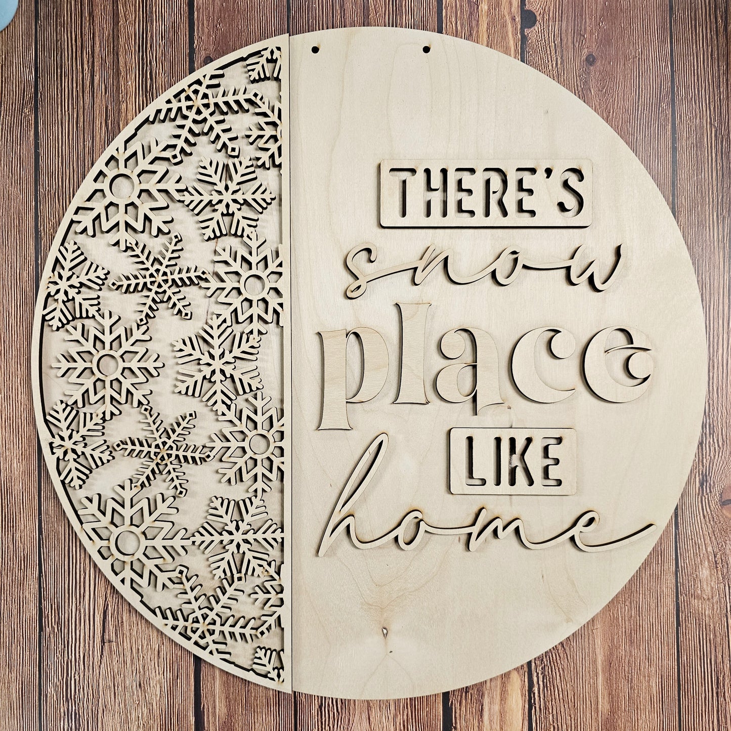 Snow Place Like Home A5838N: 3D round door hanger