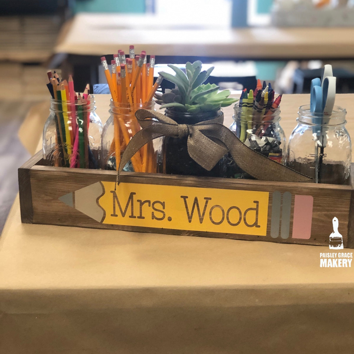 Teacher name in Pencil A5761 -personalized planter box