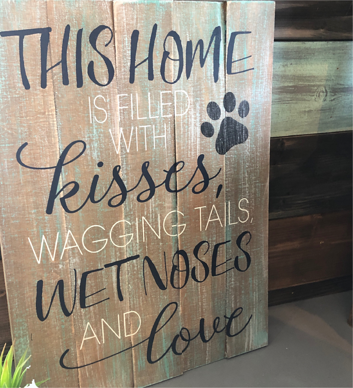 This home is filled with kisses A5643N: Rectangle