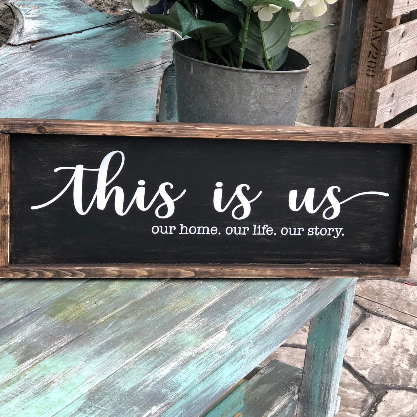 This is us: our home, our life, our story A5610N: Plank Design