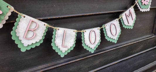 Bloom: Banner A1799N