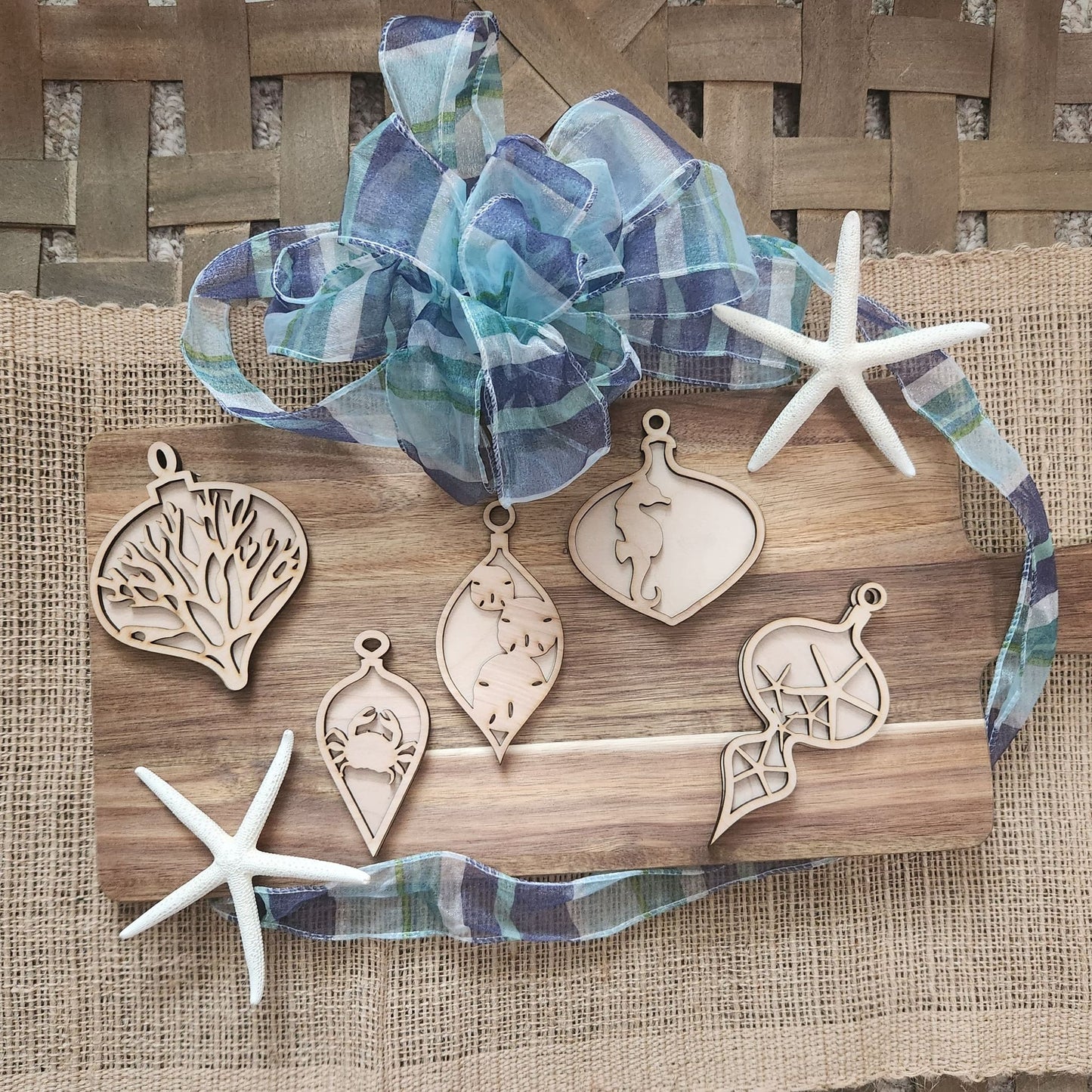 Coastal: Ornament kits A1754N