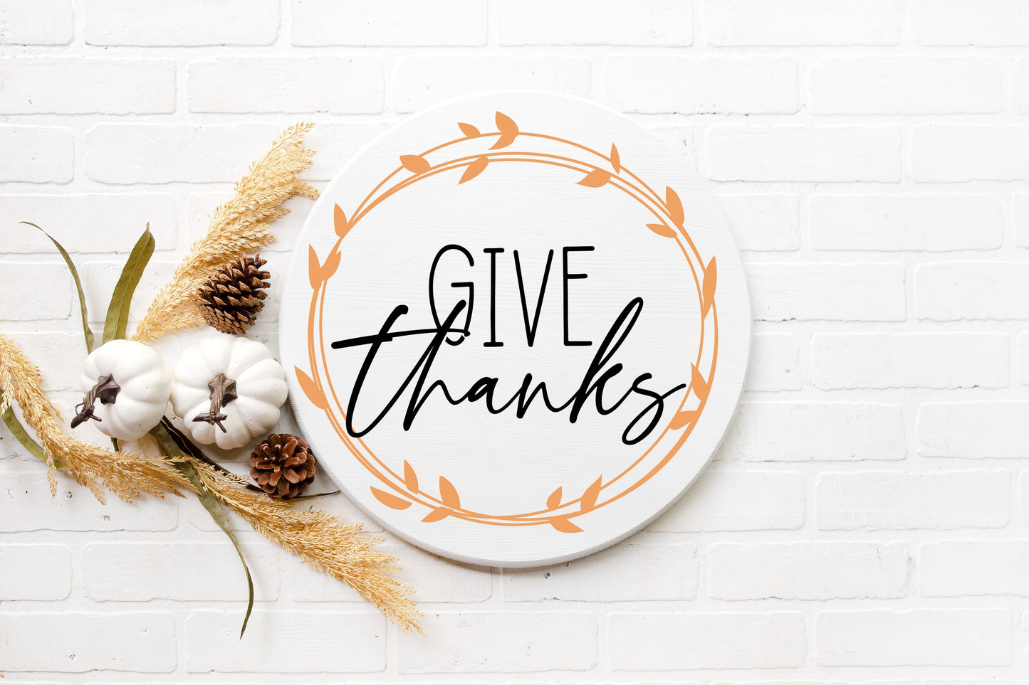 Give thanks foliage: Round A1703N
