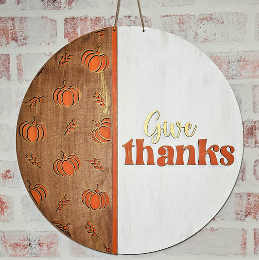 Give thanks: 3D round door hanger