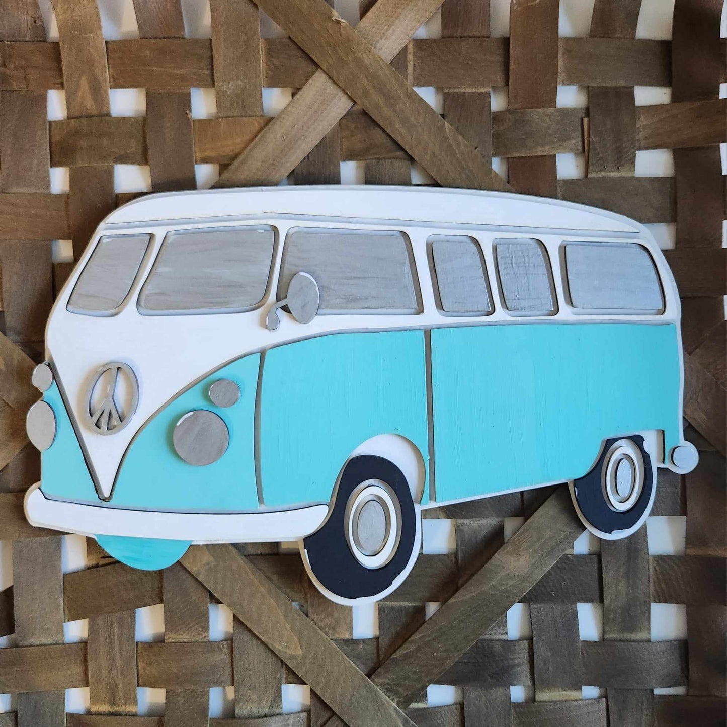 VW Beach Bus:  3D round door hanger A1918N