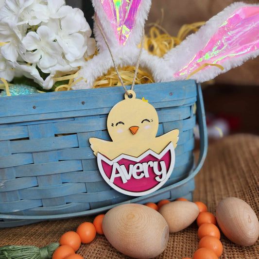 Baby chick in egg basket tag:  Tags A5661N