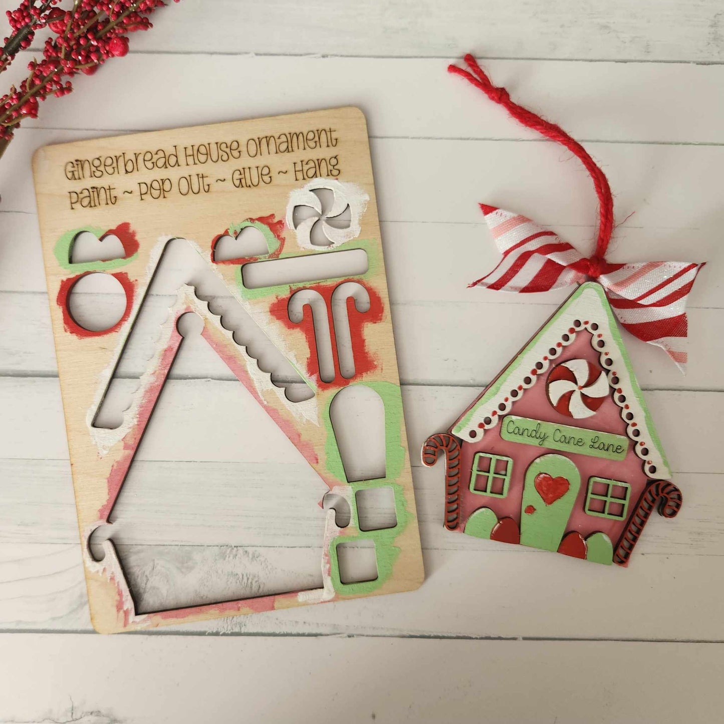 Gingerbread house: pop out kits