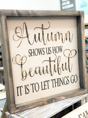 Autumn shows us just how beautiful it is to let things go: Square Design A4329N
