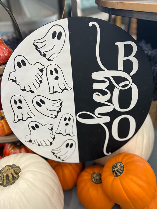 Hey Boo!: round door hanger