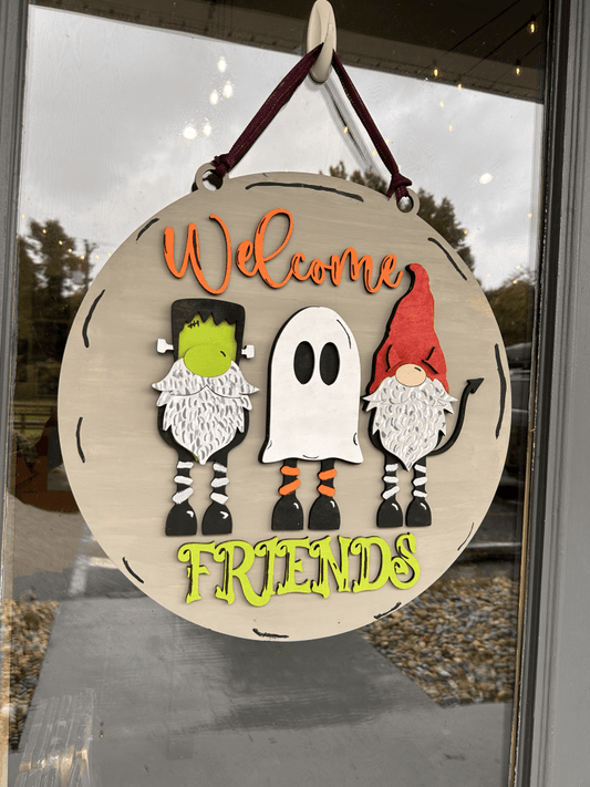 Welcome Friends-Halloween-Gnomes: 3D round door hanger