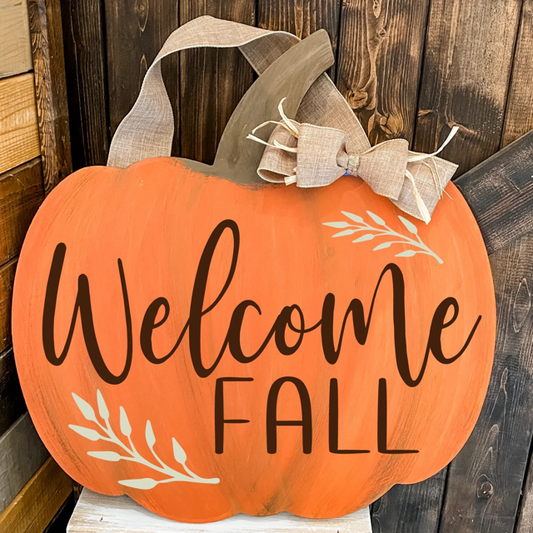 Welcome Fall Pumpkin: Novelty door hanger