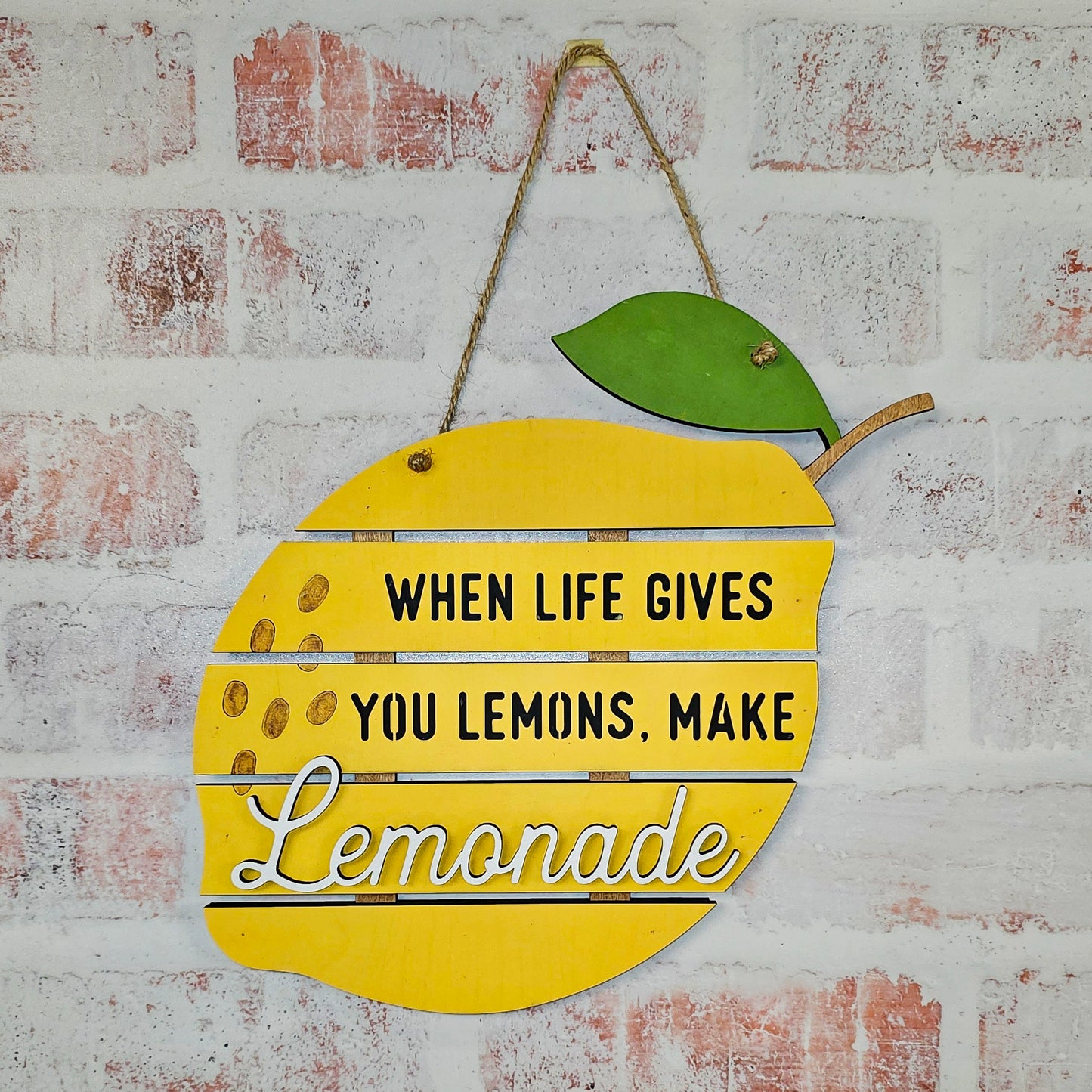 When life gives you lemons: Novelty door hanger