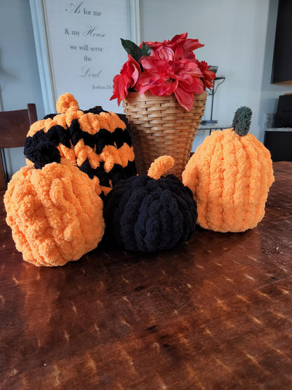 Chunky Pumpkins (set of 3): Made-to-Order *OR* DIY Take & Make Kit A1637N
