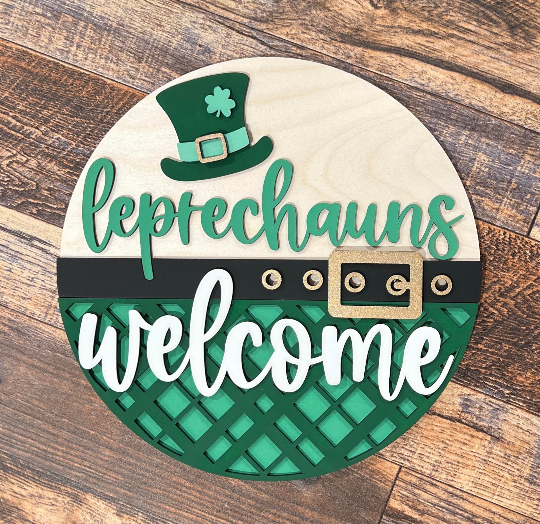 Leprechauns Welcome: 3D round door hanger A1814N – Painted Pallet Studio