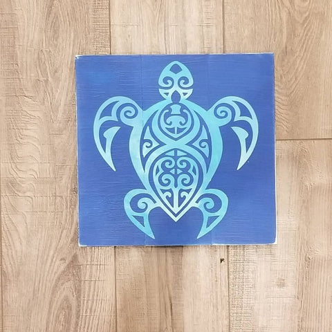 Tribal turtle:  Square Design A1260N