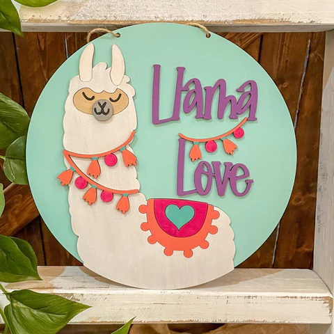 Llama Love: 3D round Youth Doorhanger A1661N